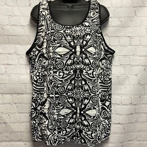 Plus Woman’s Sleeveless Blouse